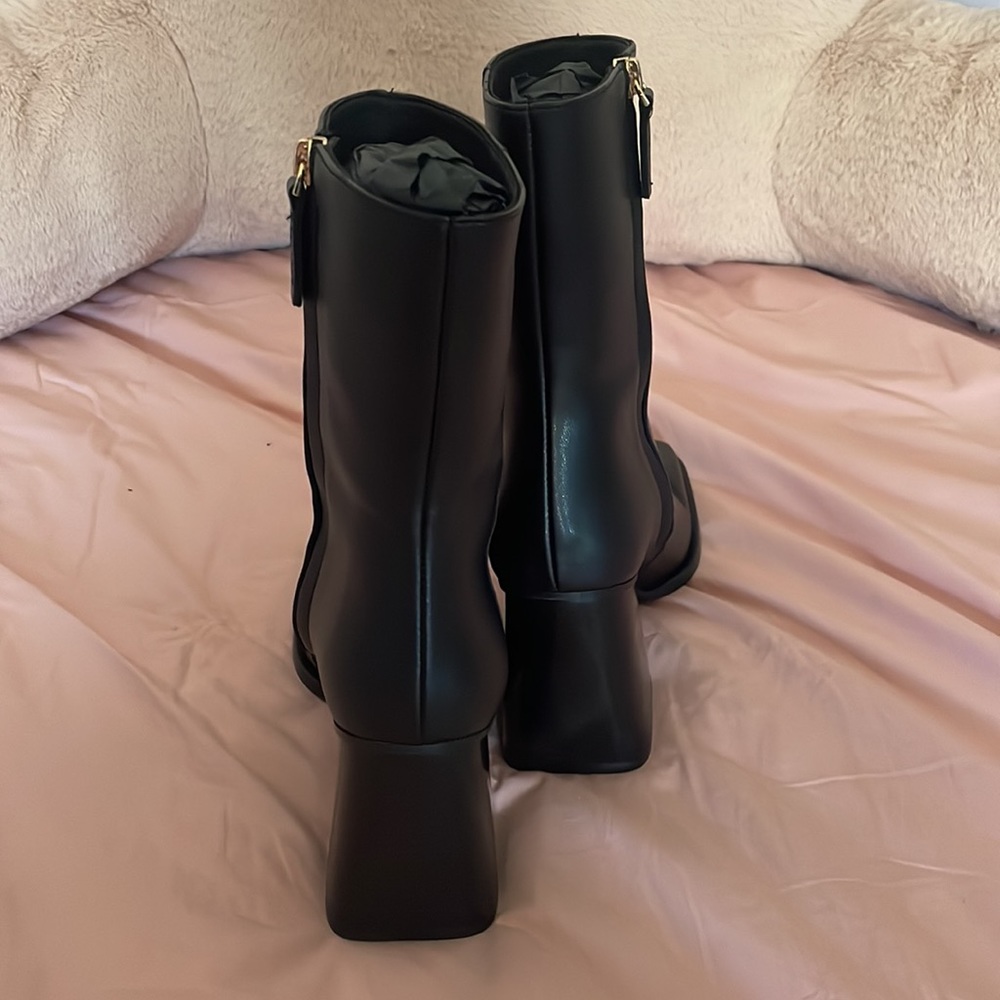 Feners Toe Square Ankle Boots - Picture 3 of 4